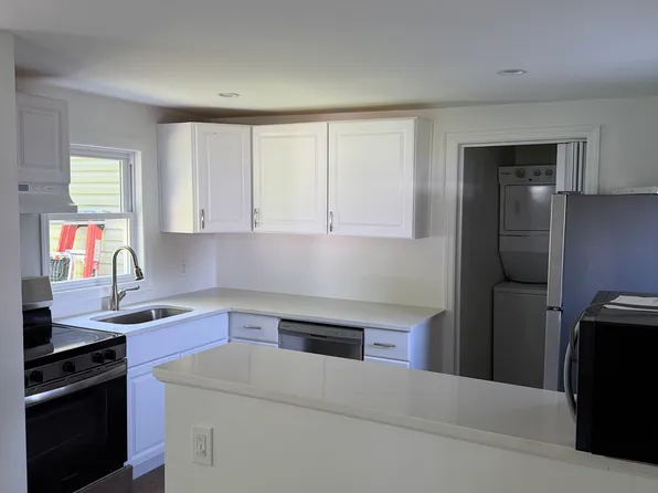 (undisclosed Address), Patchogue, NY 11772