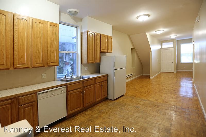 1st image of 731 Greenwich St