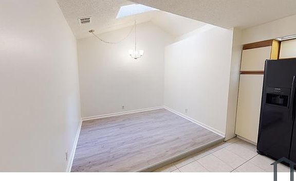 4th image of 3106 Coral Reef Dr