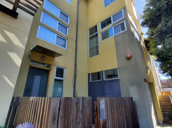 15 Ambler Ln, Oakland, CA 94608
