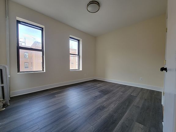 5th image of 41-35 45th St APT 3E