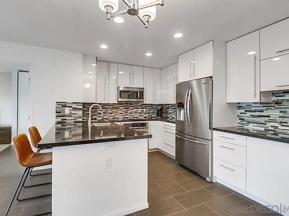 4th image of 10425 Caminito Cuervo Unit 213