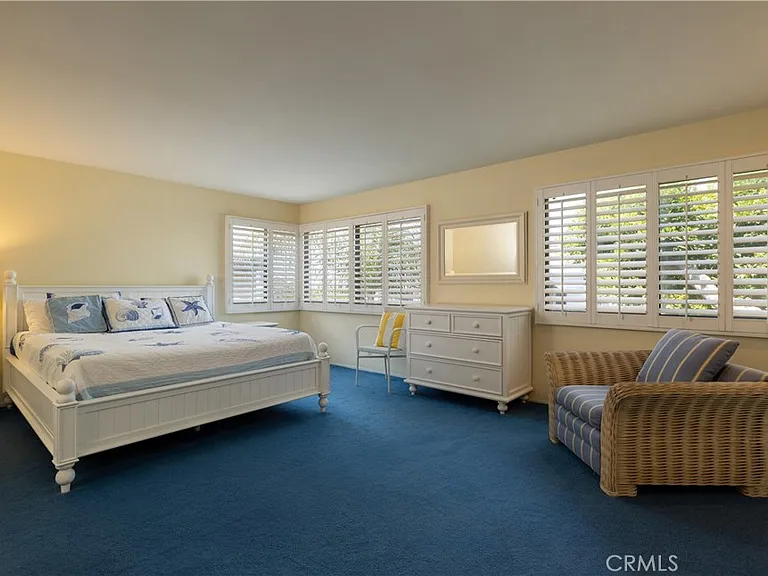 1303 E Balboa Blvd — Photo 14