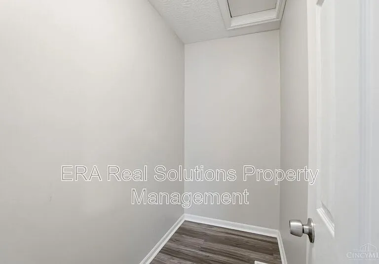 3595 Harvey Ave — Photo 23