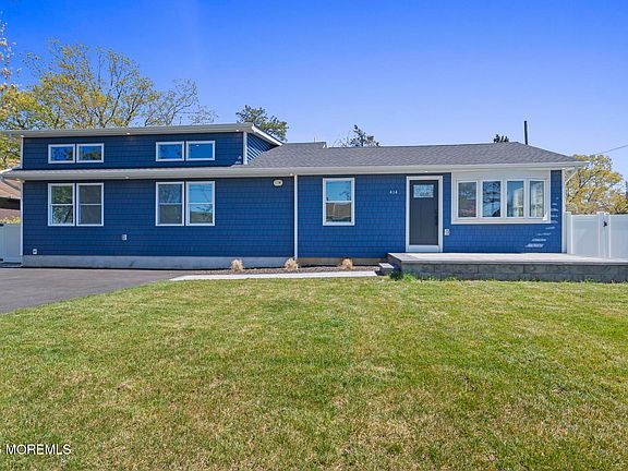 2nd image of 414 19th Avenue