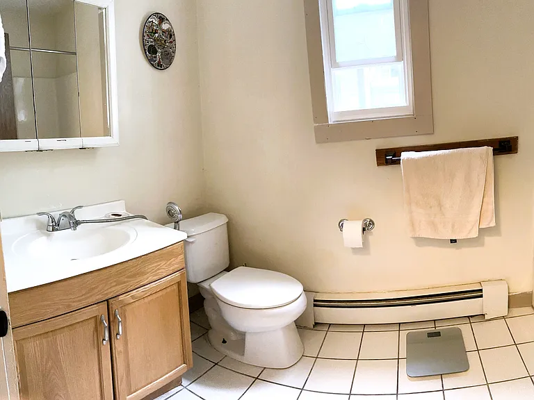 1732 Whitney Ave #A — Photo 11