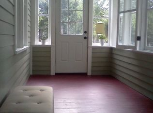 304 4th St N, Ellendale, MN 56026