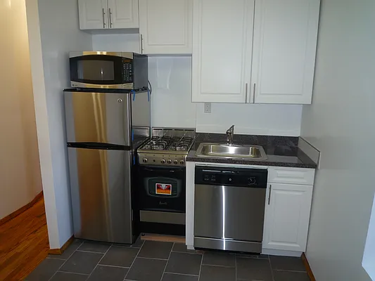 Rented by JR Properties, LTD | media 6
