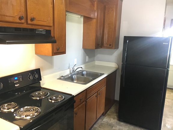 2nd image of 800 Hundley Dr NW APT 2