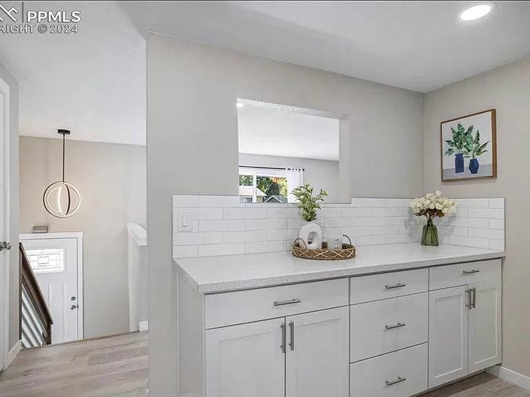 1188 Commanchero Dr — Photo 10