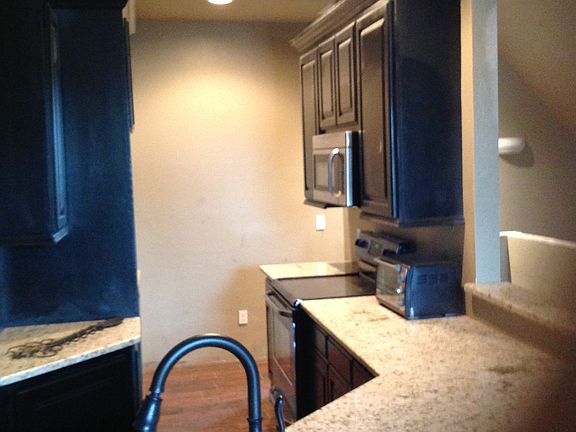 4th image of 500 Siena Dr