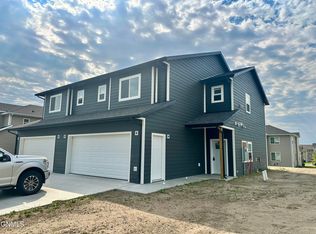 2725 29th St W, Williston, ND 58801