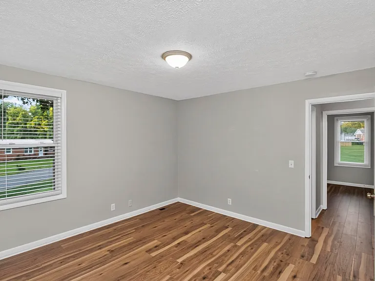 2303 Kimberly Dr — Photo 17