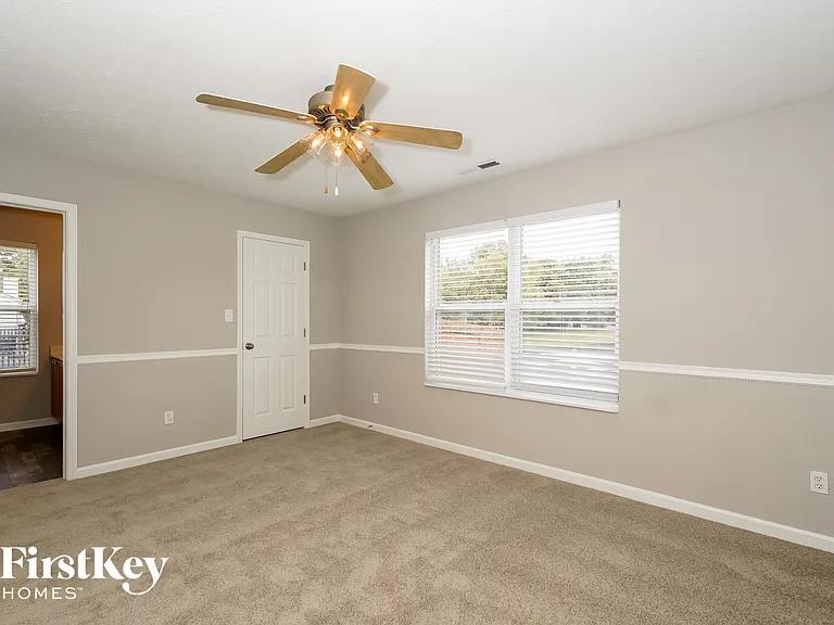 5631 Willowridge Ct — Photo 9