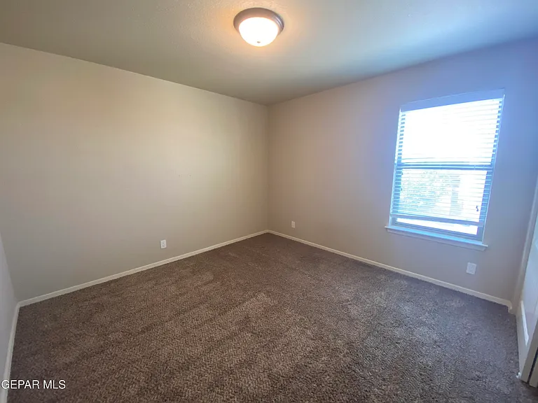 408 La Puesta Dr — Photo 11