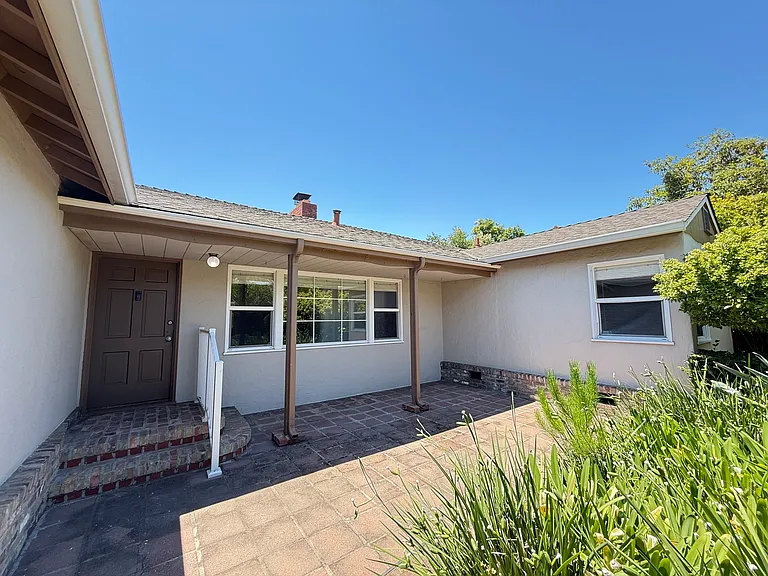 3940 W Rincon Ave — Photo 2