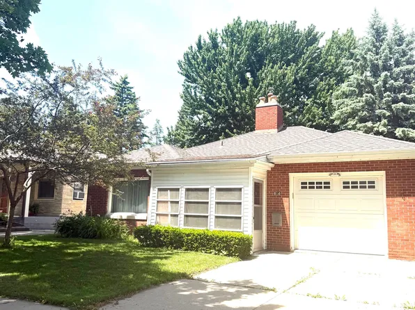 814 W 3rd St, Appleton, WI 54914