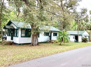 4 61st St, Yankeetown, FL 34498