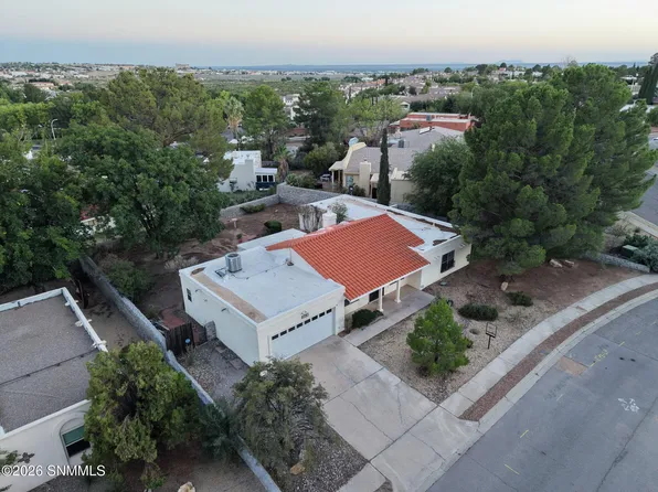 2253 Cimarron Dr, Las Cruces, NM 88011