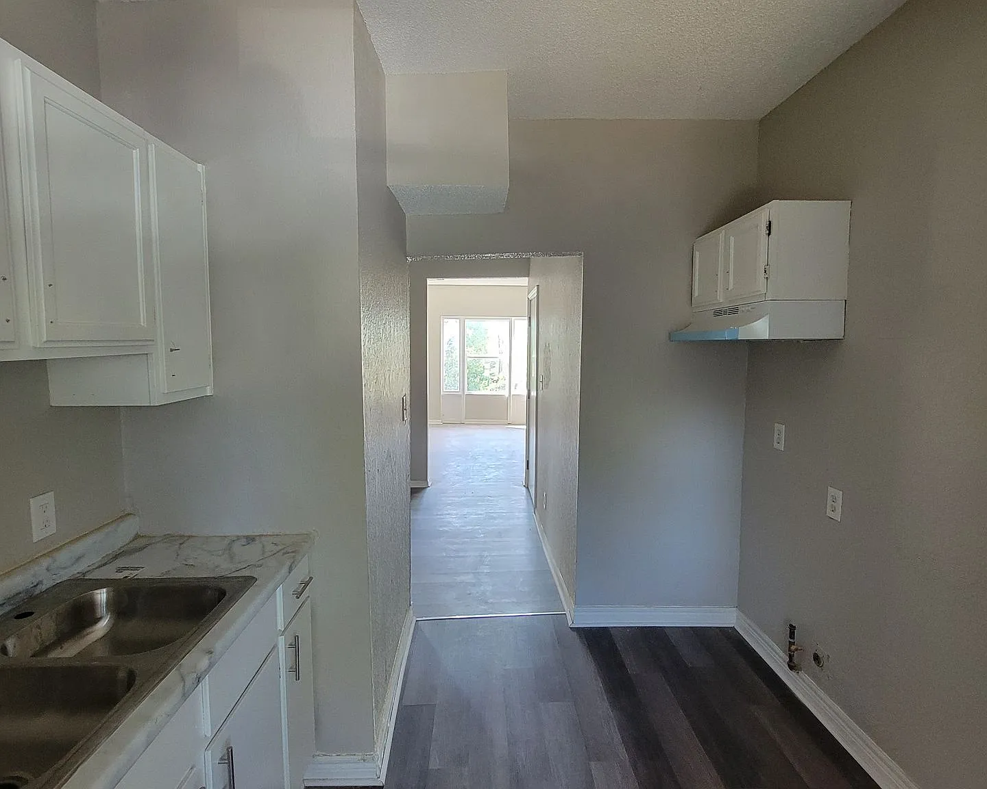 Updated 2 Bedroom Apartments — Photo 4