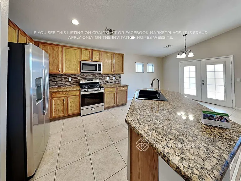 5745 Oasis Ridge St — Photo 8
