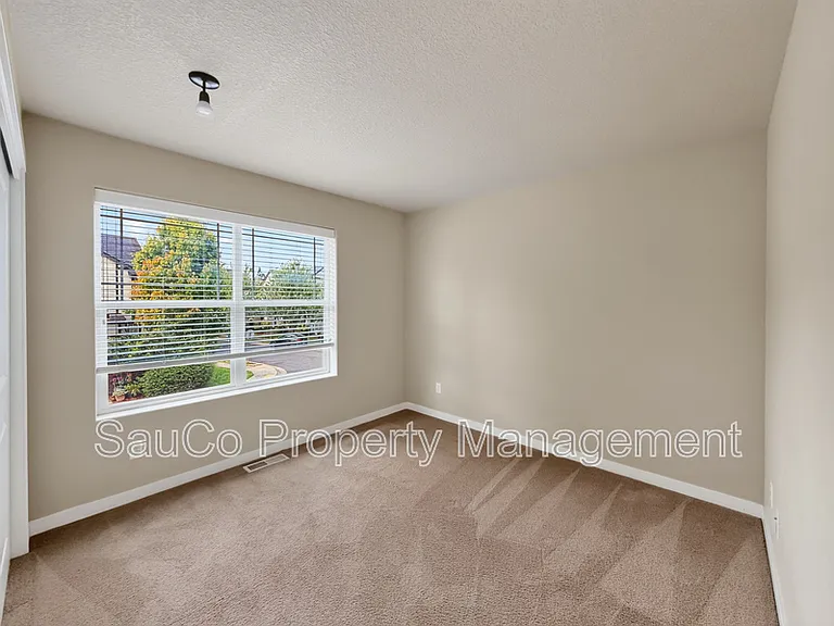 20269 SW Gracie St — Photo 20
