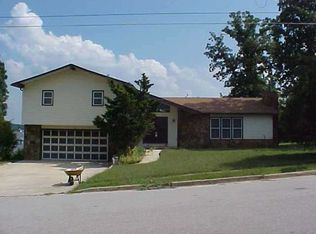 115 Phoenix Ave, Saint Robert, MO 65584