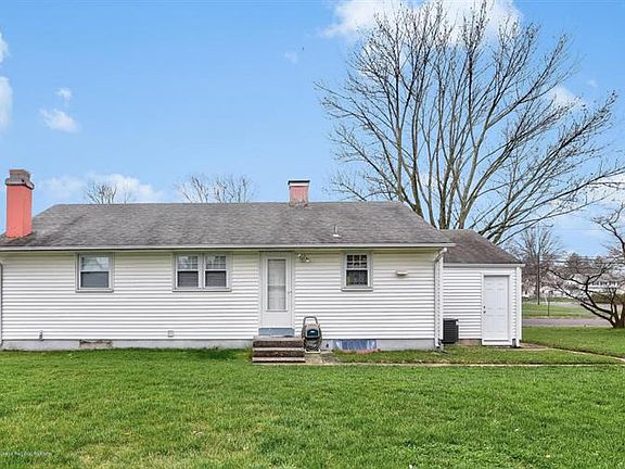 3rd image of 24 Englewood Blvd