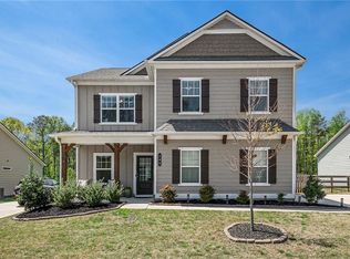 106 Cummings Ct, Ball Ground, GA 30107