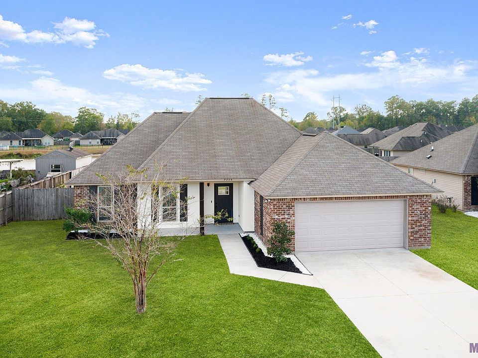 1st image of 9228 Yellowfin Dr