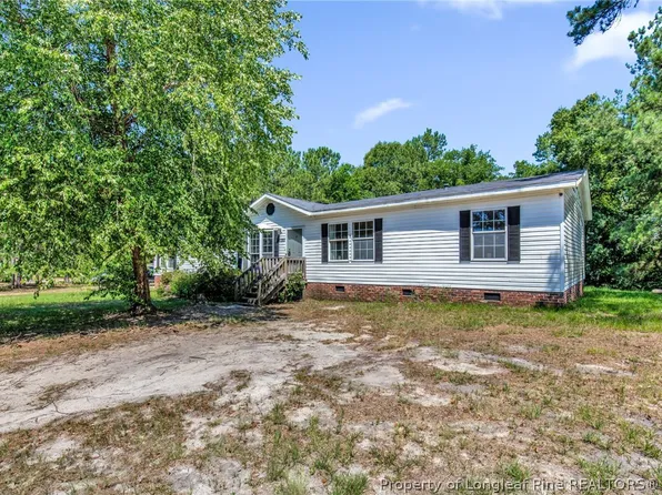 6322 Aladdin Dr, Hope Mills, NC 28348