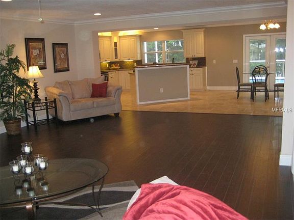 3rd image of 8423 Bedford Ln