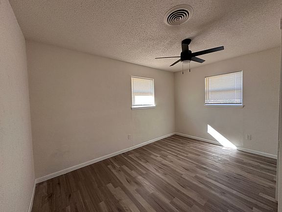 4th image of 510 NW 60th St
