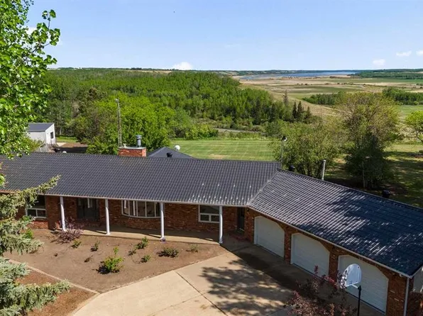 46139 W Range Road 205, Camrose, AB T4V 5E3