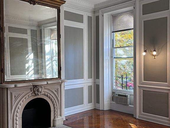 4th image of 717 Park Ave APT 1F