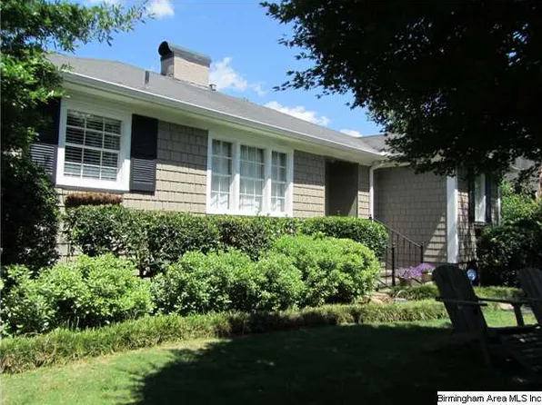 33 Honeysuckle Ln, Birmingham, AL 35213