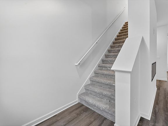 5th image of 2125 Evergreen Dr #30