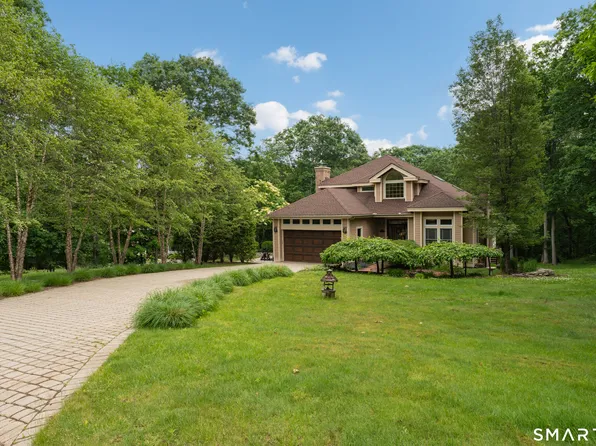 32 Staba Drive, Haddam, CT 06441