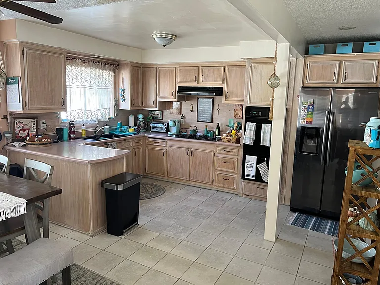 1903 Huntington Ln #2 — Photo 8