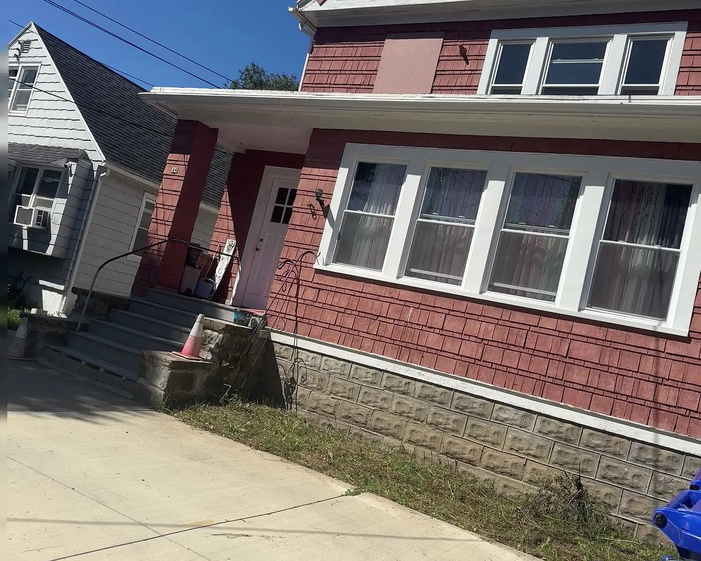 Rental 4 unit — Photo 1