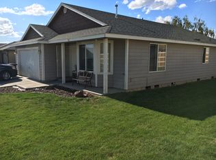 615 Willamette Ave, Moxee, WA 98936