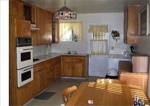 2nd image of 24406 Seagrove Ave