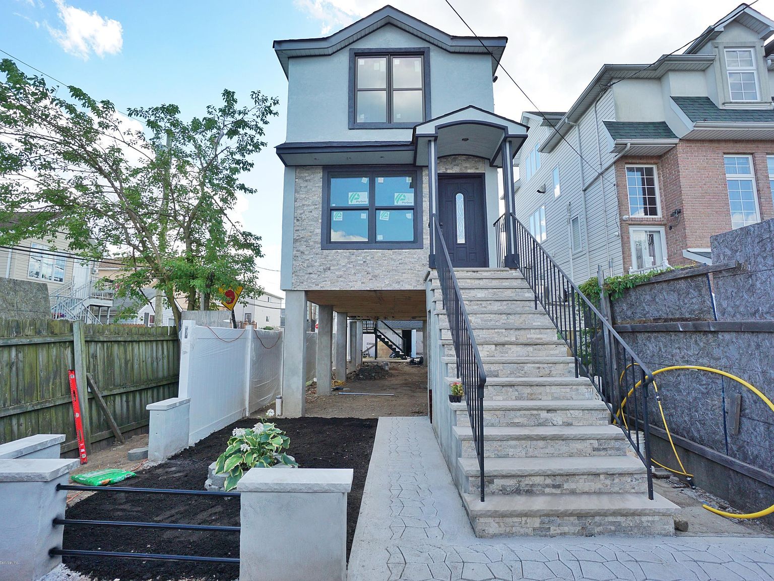 278 Hull Ave, Staten Island, NY 10306 Zillow