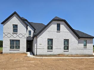 1661 Farmington Rd, Van Alstyne, TX 75495