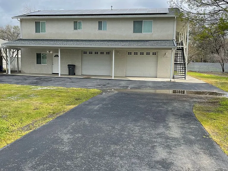 5463 Deschutes Rd — Photo 1