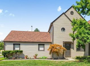 5924 Highgate Cir E, Indianapolis, IN 46250