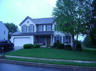 9 Penny Ln, Lititz, PA 17543
