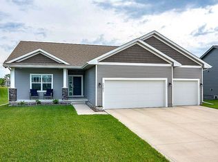2101 NW Sunset Ln, Grimes, IA 50111