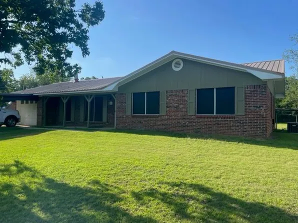 2301 Glen Haven Dr, Dothan, AL 36301