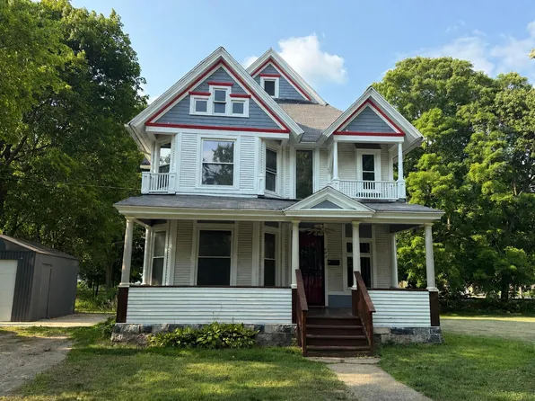 409 E Porter St, Albion, MI 49224